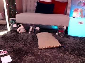 webcam girl aubrilee today image #3405758