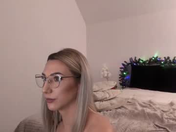 webcam girl allayah today image #3431187