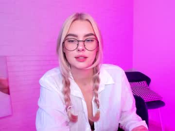 webcam girl 8a8y_nura today image #1428297