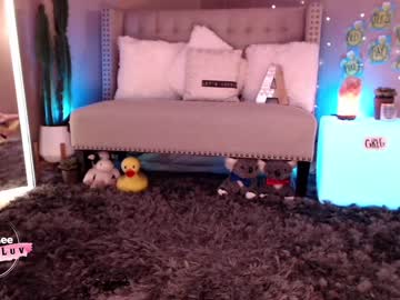 webcam girl aubrilee today image #2410411