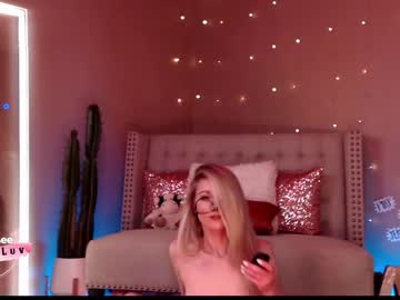 webcam girl aubrilee today image #3478151