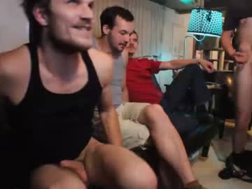 webcam man hollandhousestudios today image #1750730