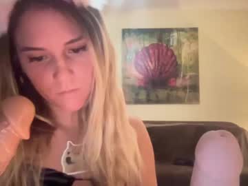 webcam couple snowbunnyass today image #3513633