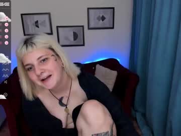 webcam girl yolandi_toit today image #2294510