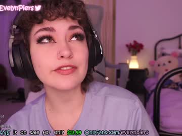webcam girl evelynpiers today image #2641034
