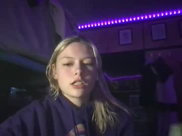 webcam girl harpersmith732912 today image #4079118