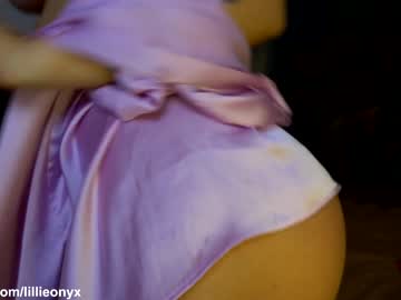 webcam girl lillieonyx today image #312958
