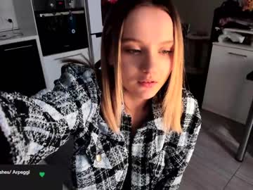webcam girl sonjashy today image #1284377
