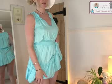 webcam girl belle_jlou today image #2673933