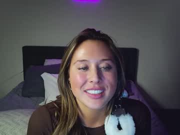webcam girl lunaaluvv today image #4074281