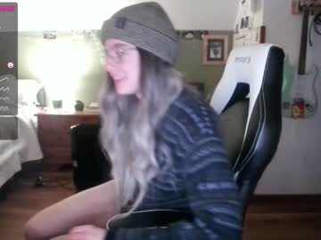webcam girl pixelatedprincess today image #3615455