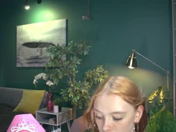 webcam girl lily_devi today image #2198761