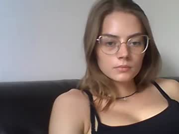 webcam girl susiealluring today image #2106321