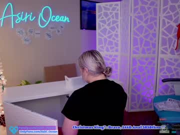 webcam girl asiri_ocean today image #658631