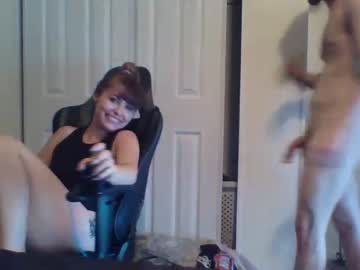 webcam couple needfivedollars today image #191678
