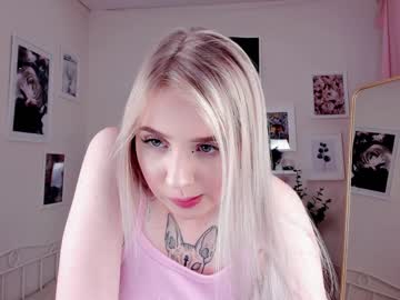 webcam girl nicole_hartree today image #2873789