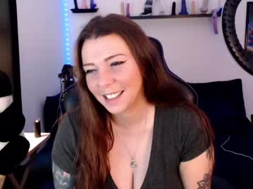 webcam girl bigtittedtattedlesbian today image #1424496