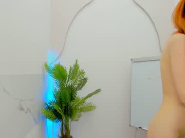 webcam girl tinkywinky_coy today image #1920044