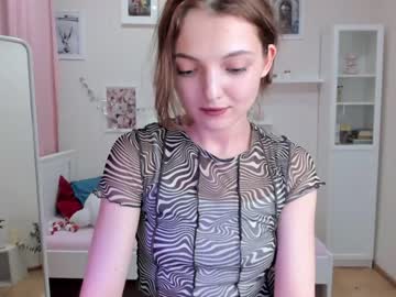 webcam girl whereweland today image #3421056