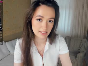 webcam girl lebedinoe_sea today image #3935286