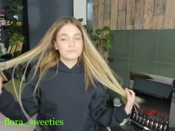 webcam girl thomashelena today image #1350033