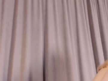 webcam girl omarici today image #4047378