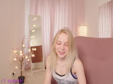 webcam girl appr0ved today image #1292128