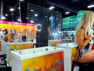 webcam girl daphnemadison today image #325420