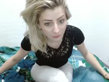 webcam couple beny_and_ariana today image #1496512
