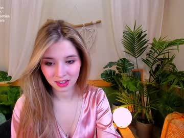 webcam girl milablush today image #3224795