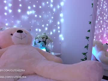 webcam girl ezra today image #1389744