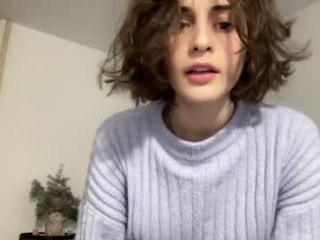 webcam girl crown_of_vice01 today image #3599973
