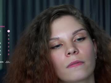 webcam girl southofhere_ today image #4047702