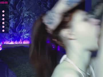 webcam girl maaarynip today image #1143365