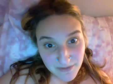 webcam girl kittenbaby90 today image #3997651