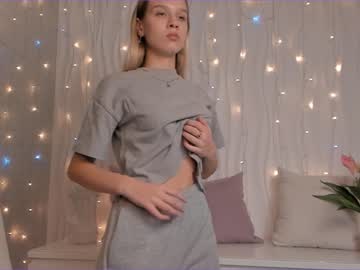 webcam girl sharonmorgans today image #3383348