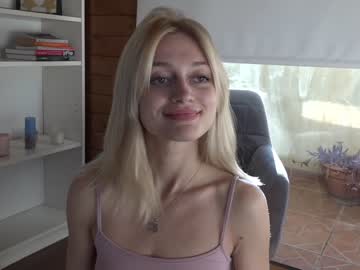 webcam girl joobeelee today image #961771
