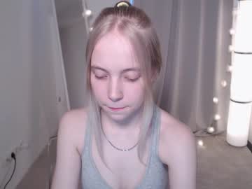 webcam girl appr0ved today image #1545123