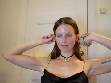 webcam girl ellaa91 today image #2880113
