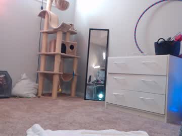 webcam girl skyewatson today image #2208509