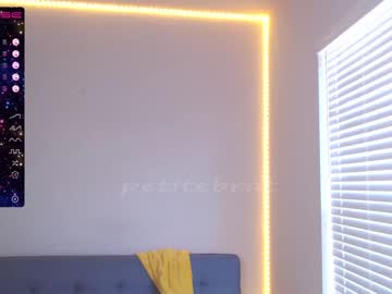 webcam girl petitebrat today image #2767245