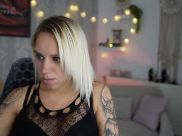 webcam girl cherry__blond today image #3962112