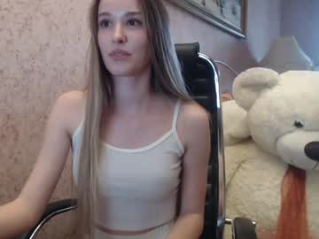 webcam girl ariana_777 today image #1854129