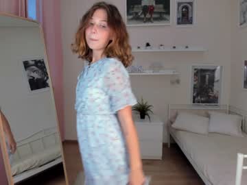 webcam girl lottie_shine today image #2673140
