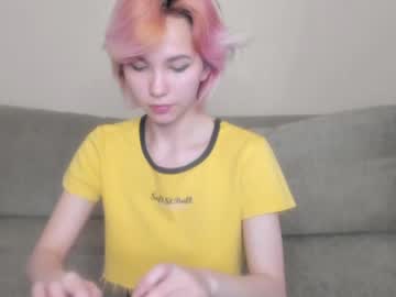 webcam girl karinalin18 today image #3731683