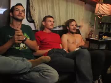 webcam man hollandhousestudios today image #1613810