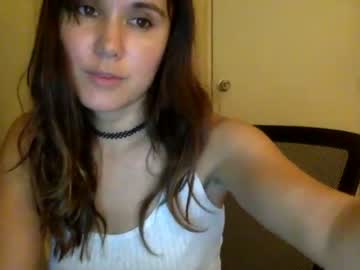 webcam girl ericarae91 today image #3027288