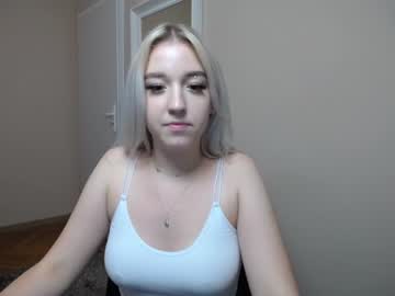 webcam girl silvia_leigh today image #79654