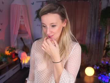 webcam girl juicyandthepussyblvd today image #3752390