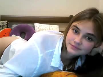 webcam girl qqlola today image #415577